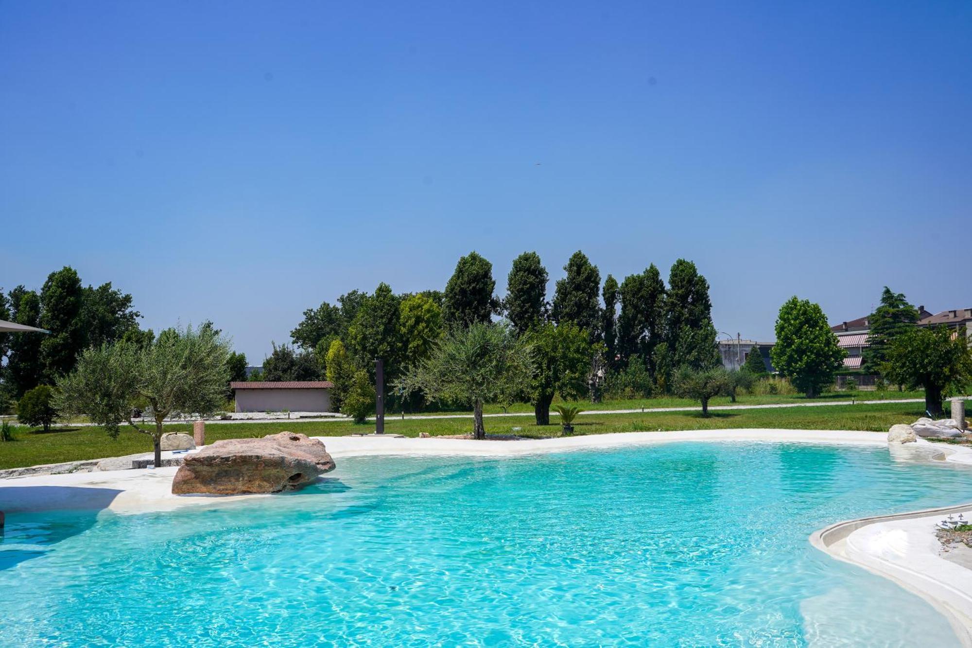 Hotel La Caporala كاستل دازانو المظهر الخارجي الصورة
